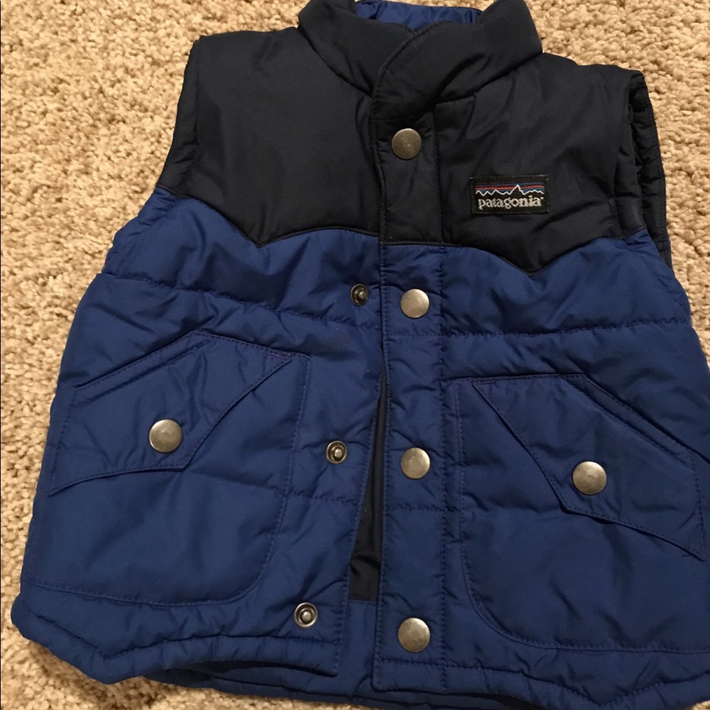 Patagonia vest 6-12 month
