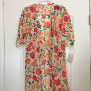 {LuLaRoe} Floral Shirley