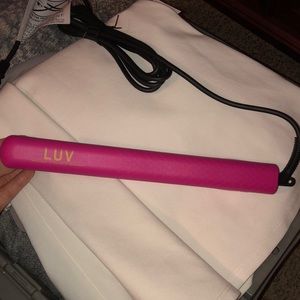 luv hair straightener