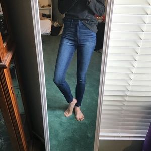 ⚠️SOLD Hollister high rise jeggings jeans 28