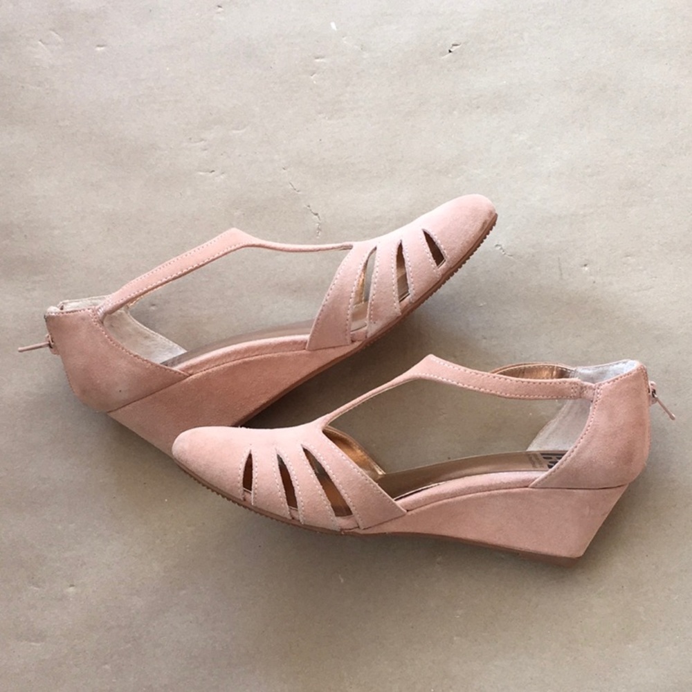 BC T-Strap Wedges