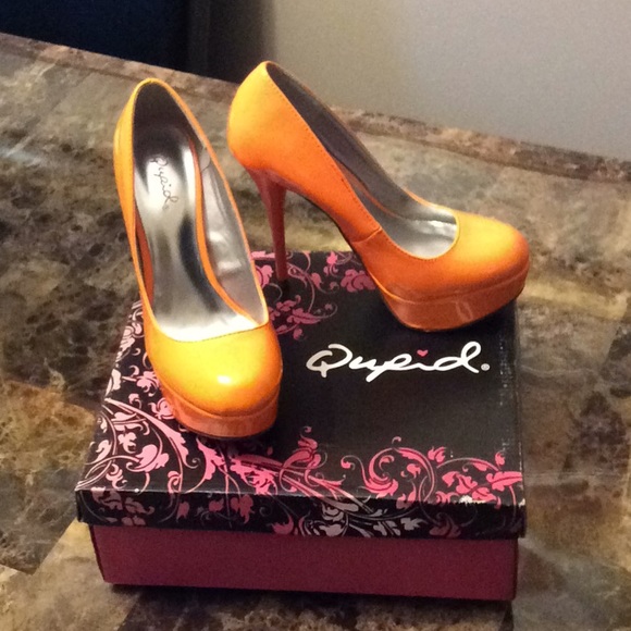 Cupid size 6 1/2 Orange neon women’s Shoes - Picture 2 of 7