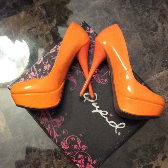 Cupid size 6 1/2 Orange neon women’s Shoes - Picture 4 of 7