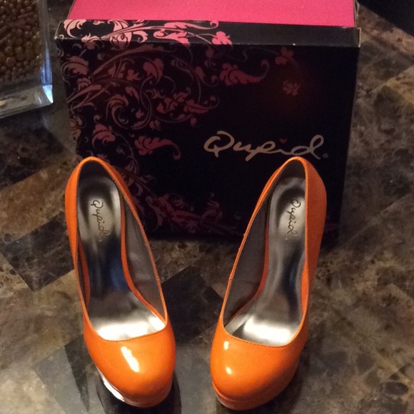 Cupid size 6 1/2 Orange neon women’s Shoes - Picture 6 of 7
