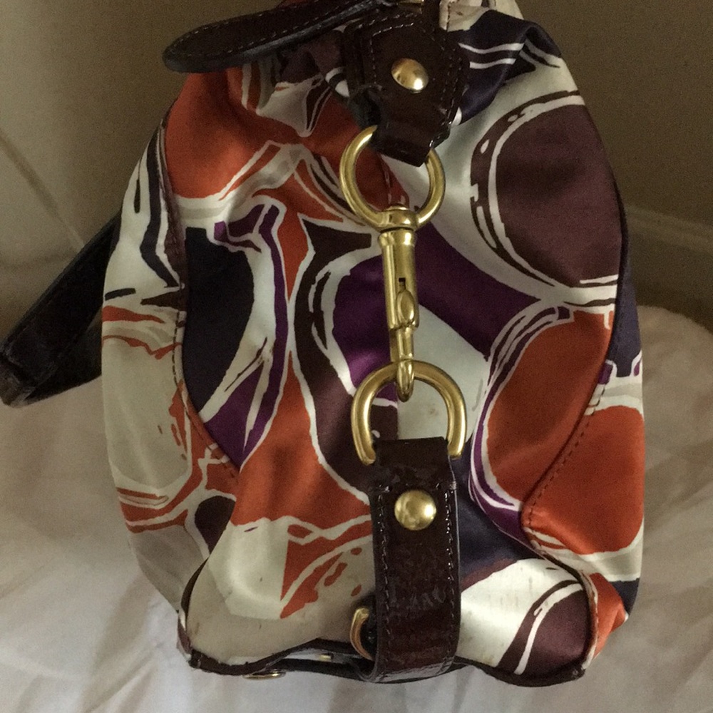 **Authentic*** Coach Purse - Picture 4 of 7
