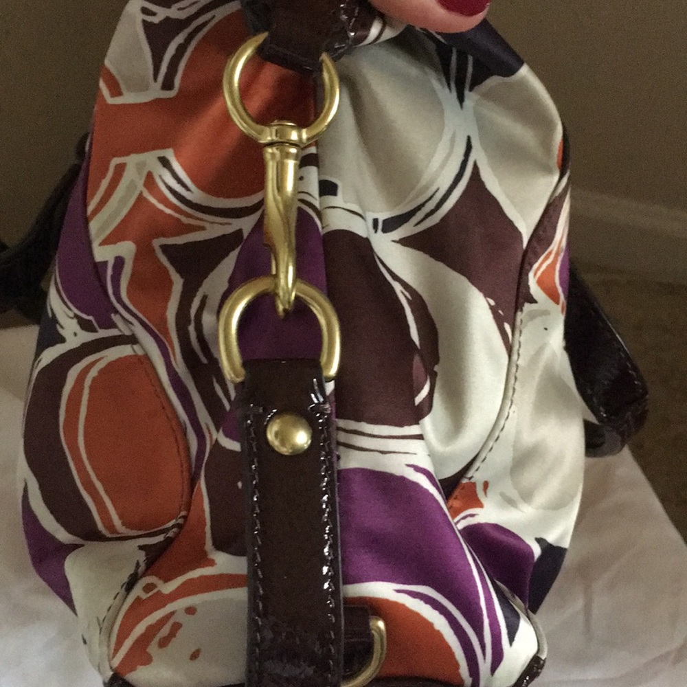 **Authentic*** Coach Purse - Picture 5 of 7
