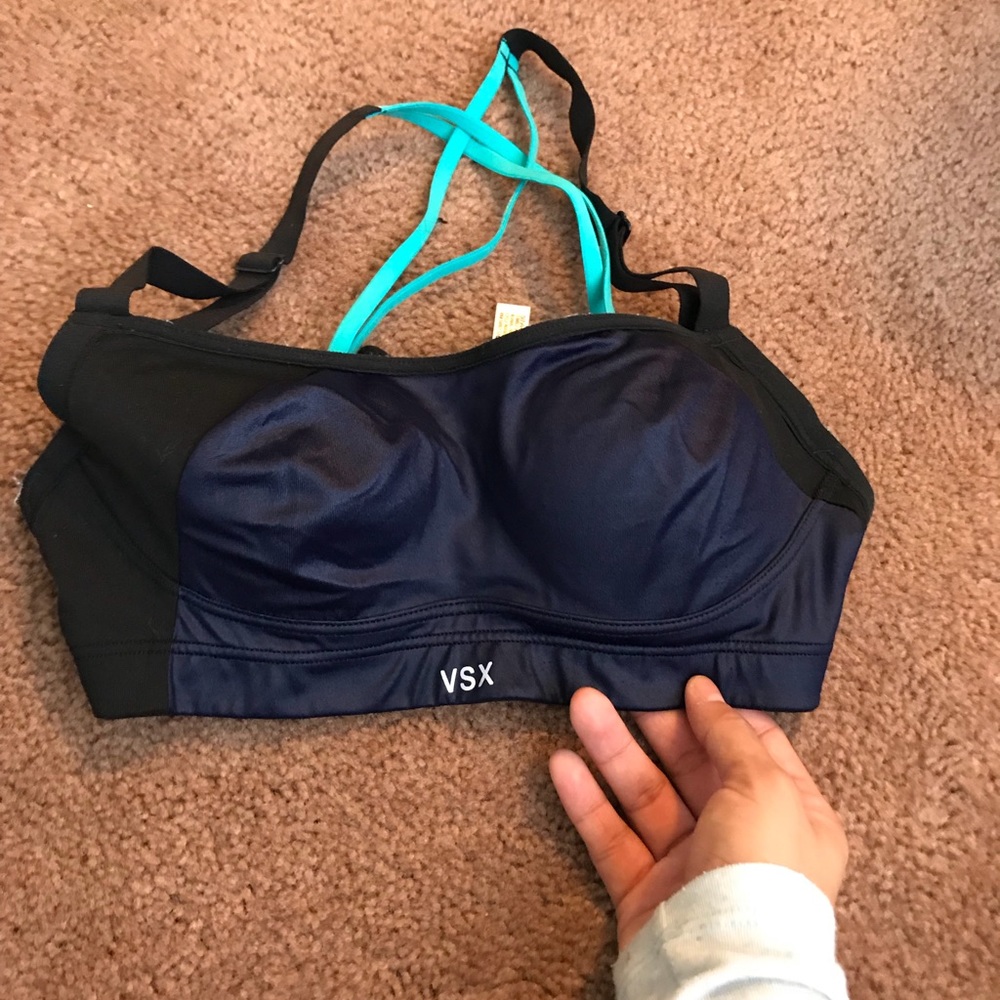 Sports bra