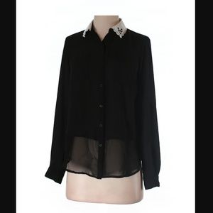 White Collar Detail Classic Black Blouse