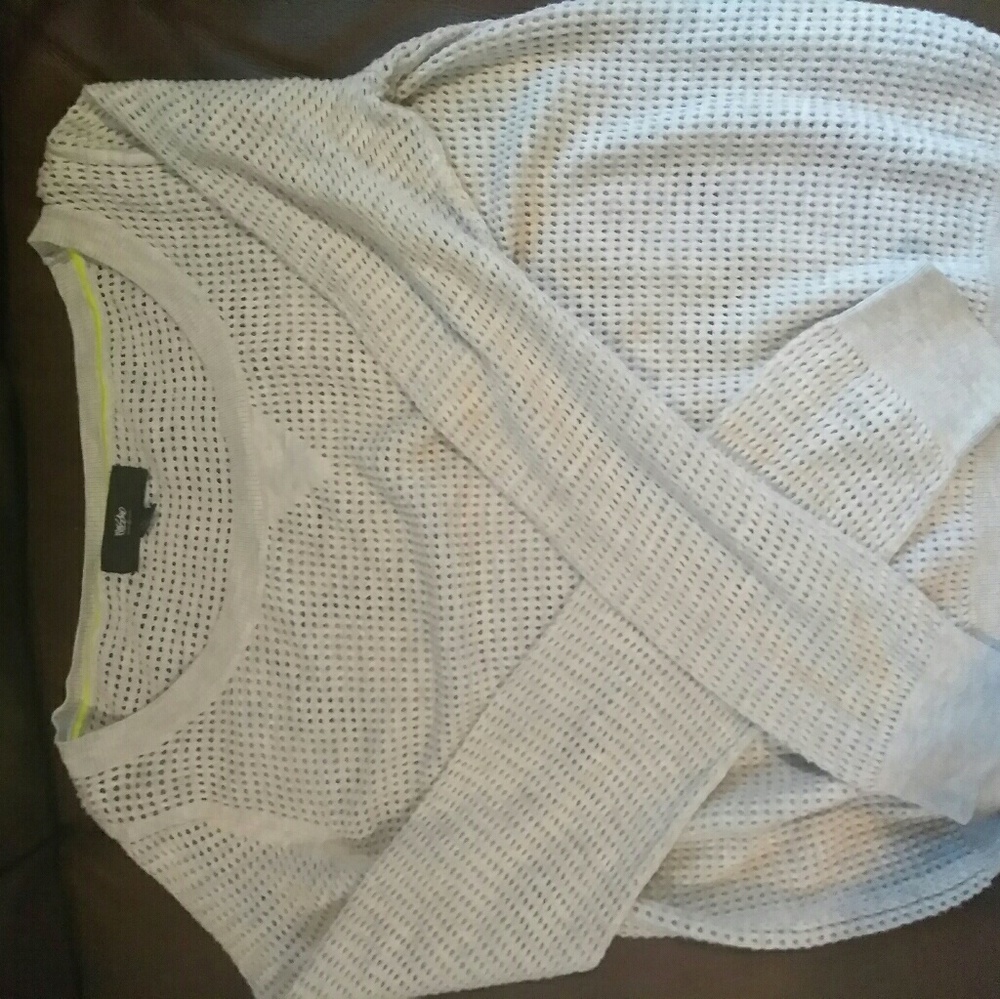 Sweater - Picture 2 of 2