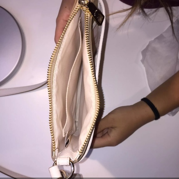 Coach Cross-body Purse - Picture 3 of 4