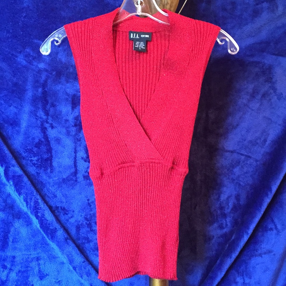 Sleeveless top