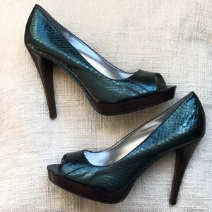 Calvin Klein Daliah dark green heels size 8