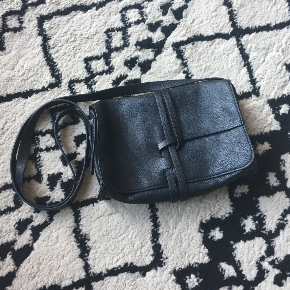 Black Forever 21 Crossbody bag with gold hardware