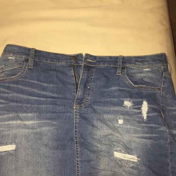 Jean skirt - Picture 3 of 4