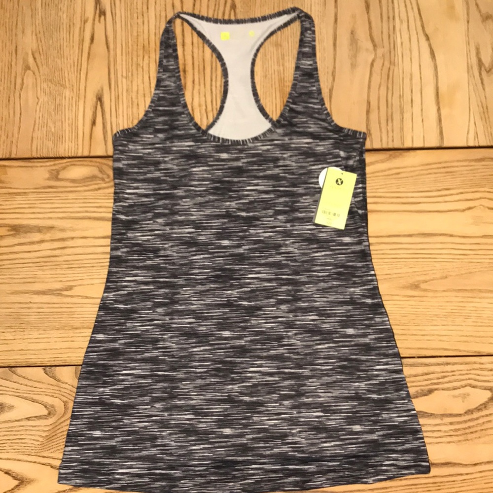NWT Slim Fit Xersion Quick-Dri Racerback Tank