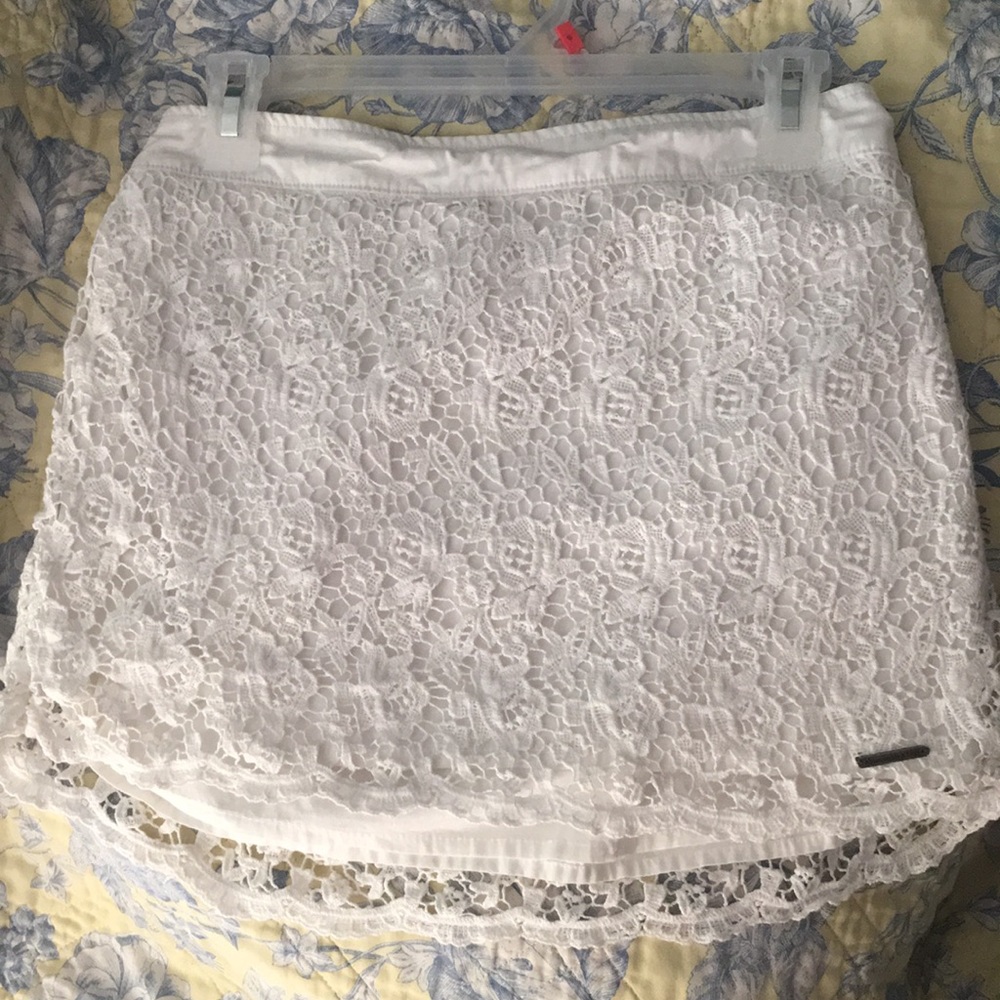 White lace a&f skirt nwot
