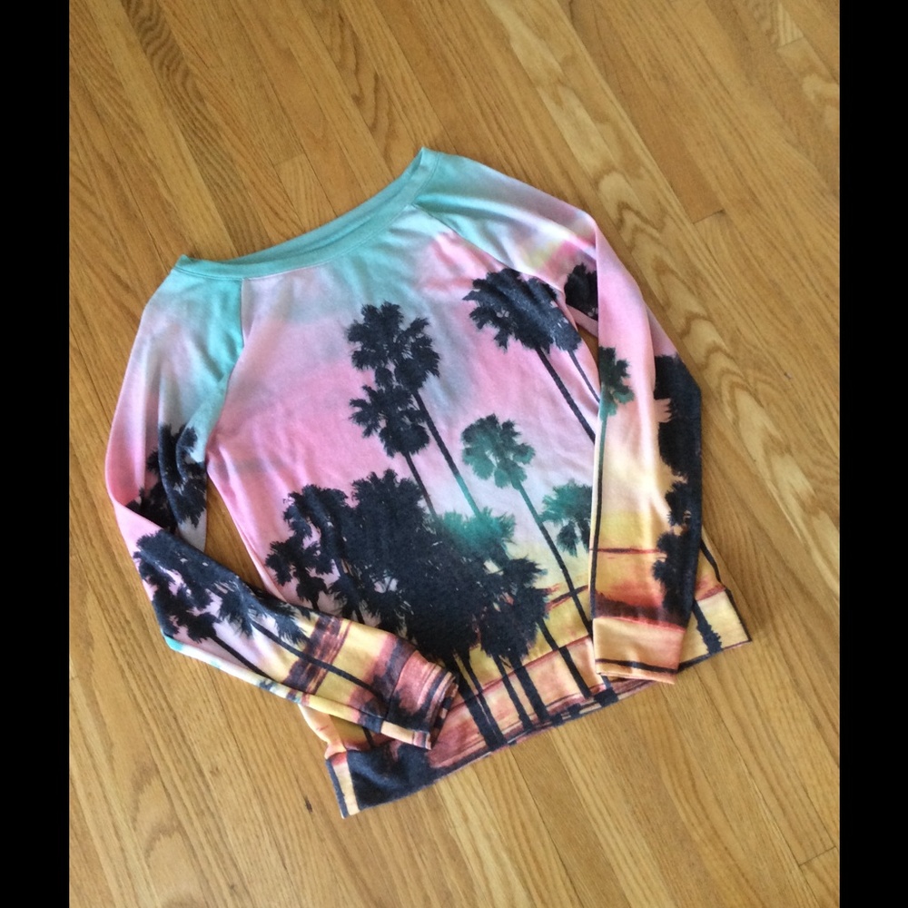 SO Paradise Sunrise Long Sleeve Shirt