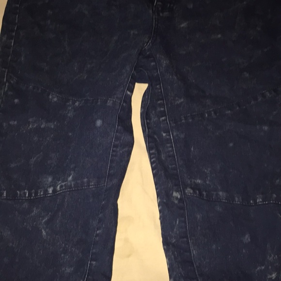 Jeans - Picture 2 of 3