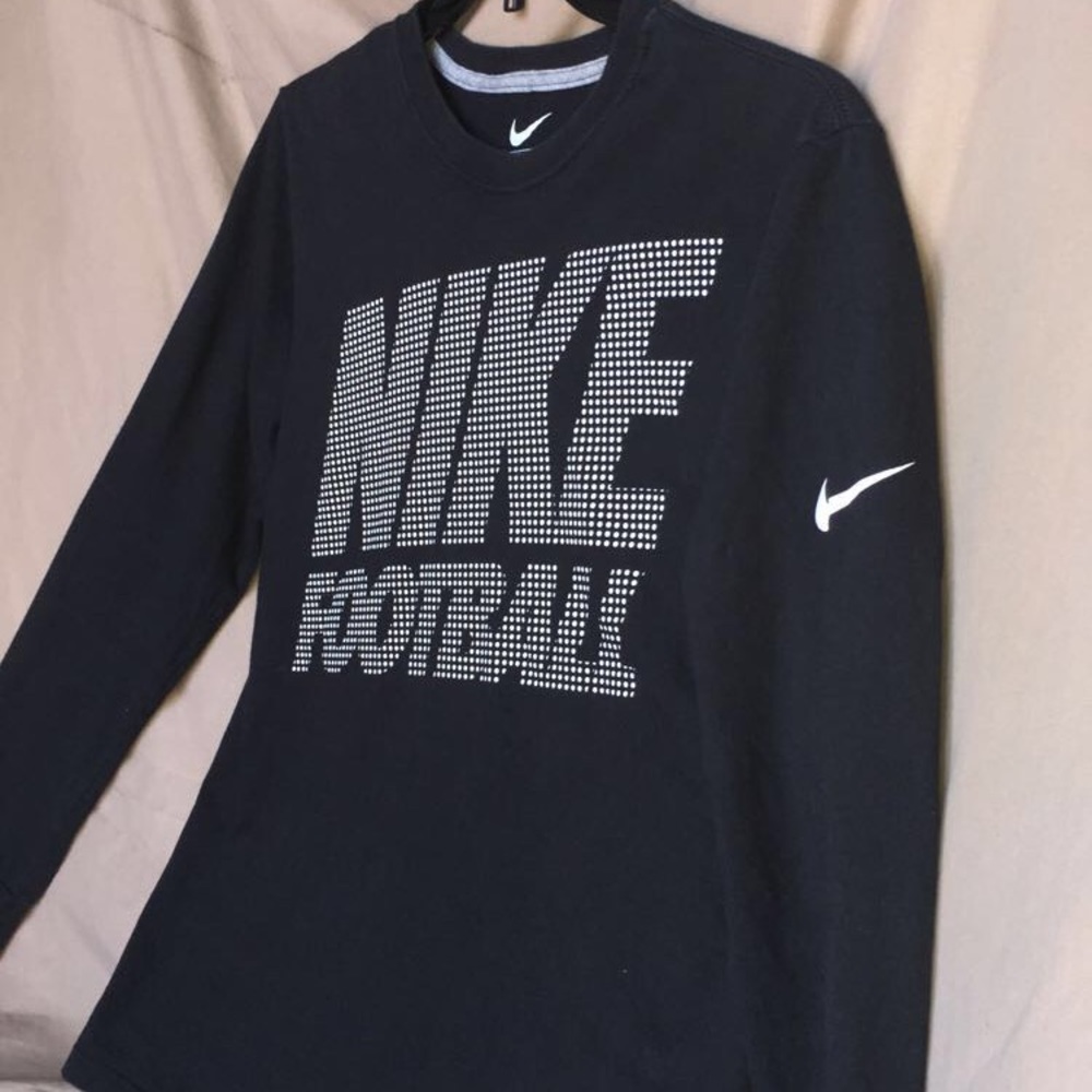 Nike long sleeve shirt