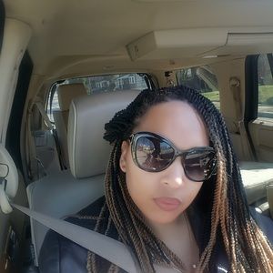 Meet your Posher, Damiesha