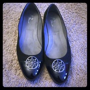 Women's Flats