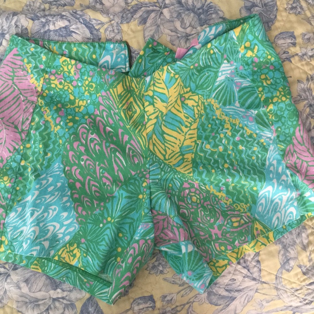 Lilly Pulitzer size 4 shorts