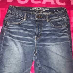 American Eagle Hi-Rise Jegging