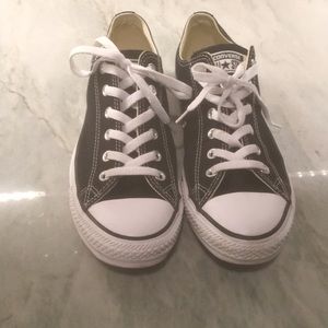 Black converse⭐️