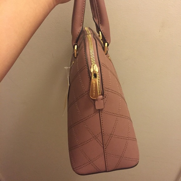 NWT Michael Kors Cindy Satchel in dusty rose - Picture 2 of 3