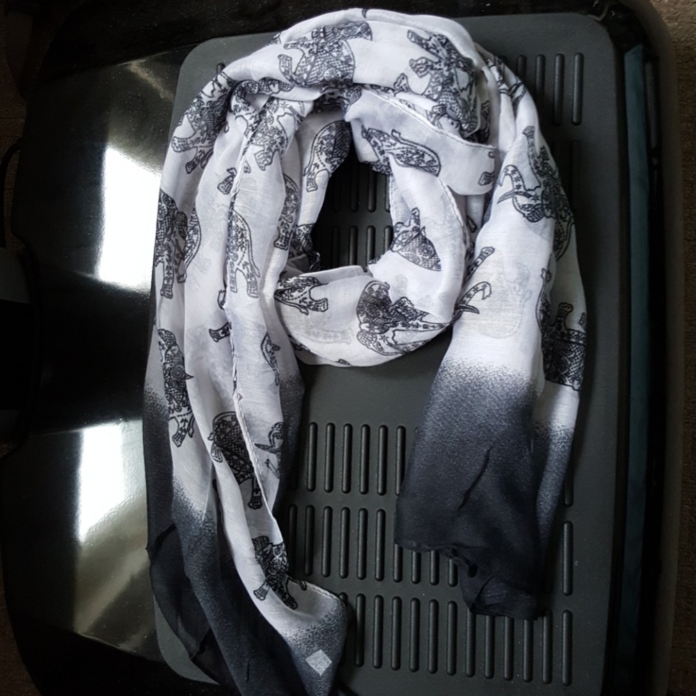 Elephant scarf