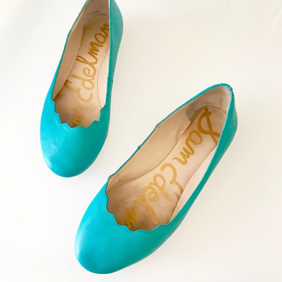 Sam Edelman Shoes - Sam Edelman scallop flats