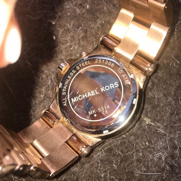 Rose Gold Michael Kors Watch - Picture 6 of 6