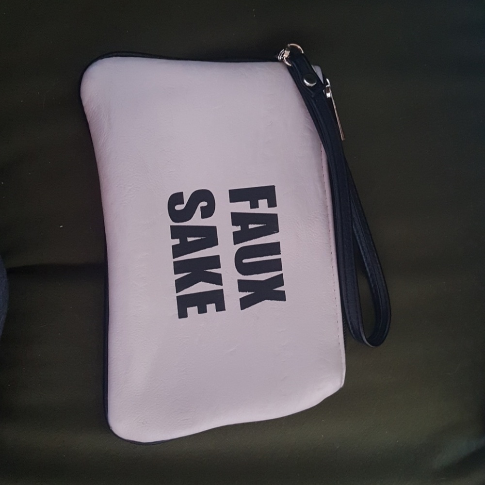 Wristlet