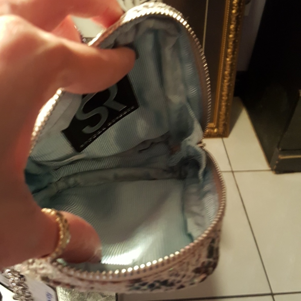 SONDRA ROBERTS WALLET - Picture 5 of 5