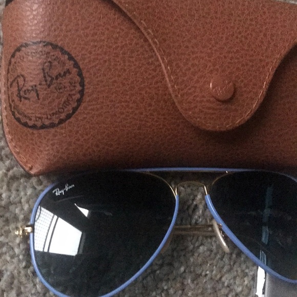 Sun Glasses - Picture 2 of 2