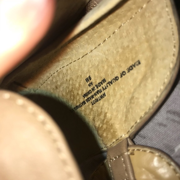 Nude Nine West Heels Size 9 - Picture 4 of 5