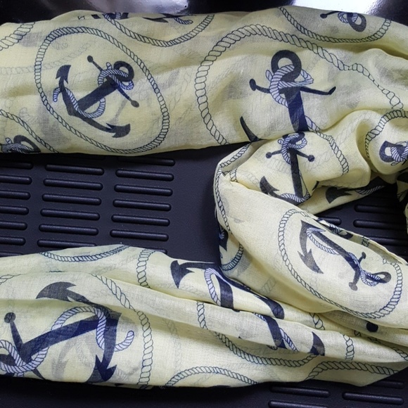 scarf - Picture 2 of 3