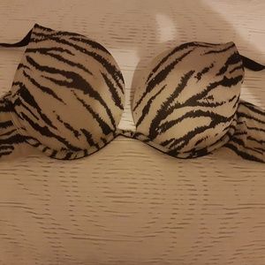 Victoria's Secret plunge pushup bra