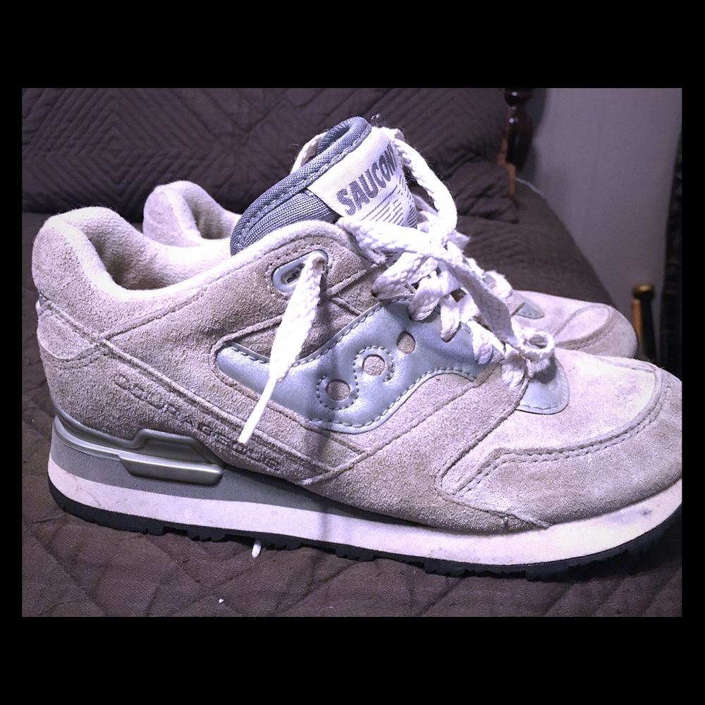 Tennis Shoes