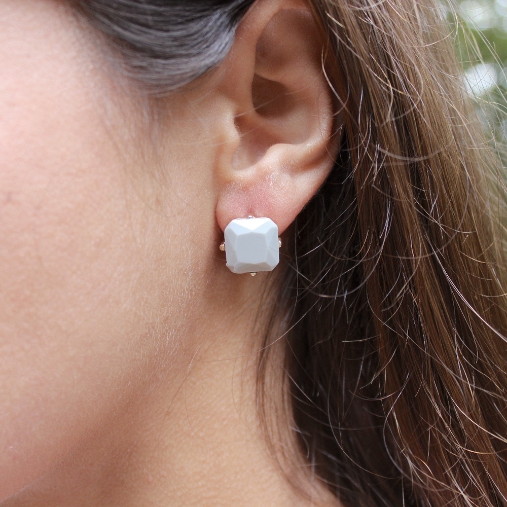Cloudy Night Gray Button Earrings