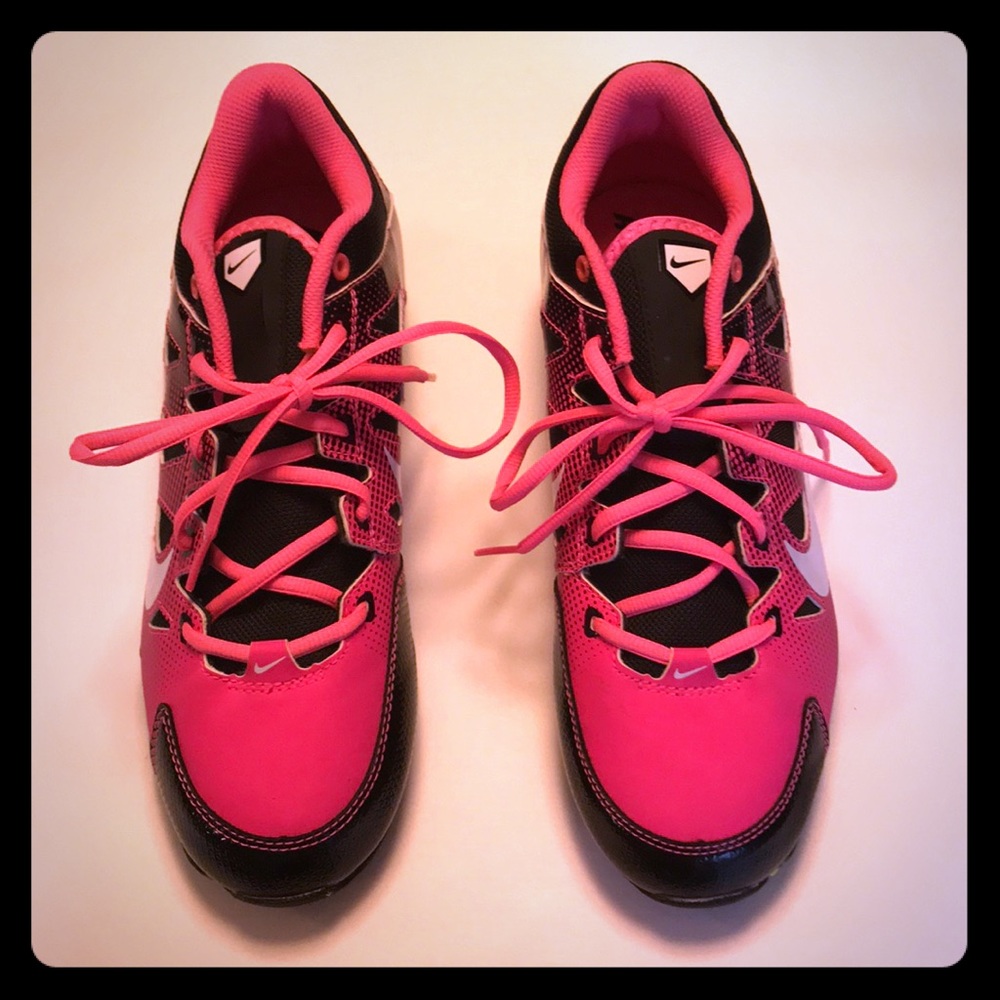 Nike softball shoes