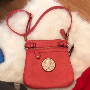 Cross body purse