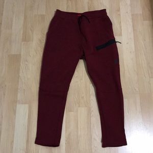 NIKE TECH FLEECE MEN SWEATPANTS (MEDIUM)