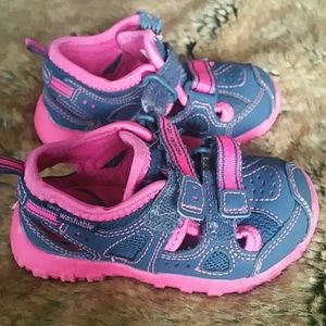 Stride Rite Made 2 Play Sandals