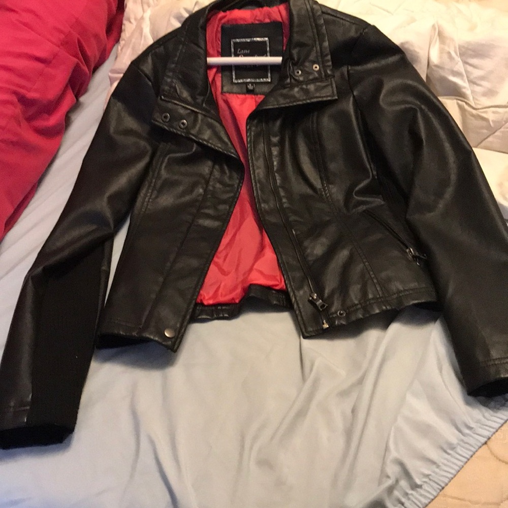 Cropped pleather jacket