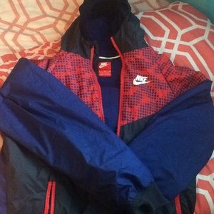 Boys NIKE windbreaker zip up jacket