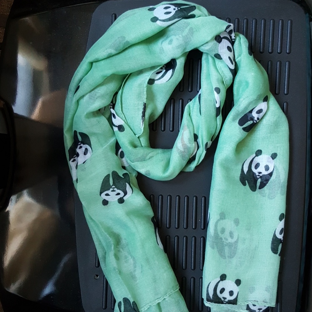 Panda scarf