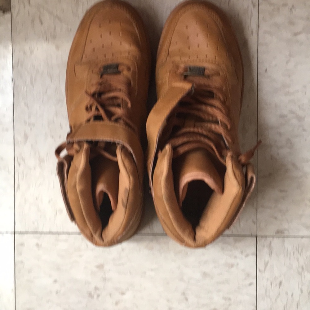 German DVSN Brand Shoe