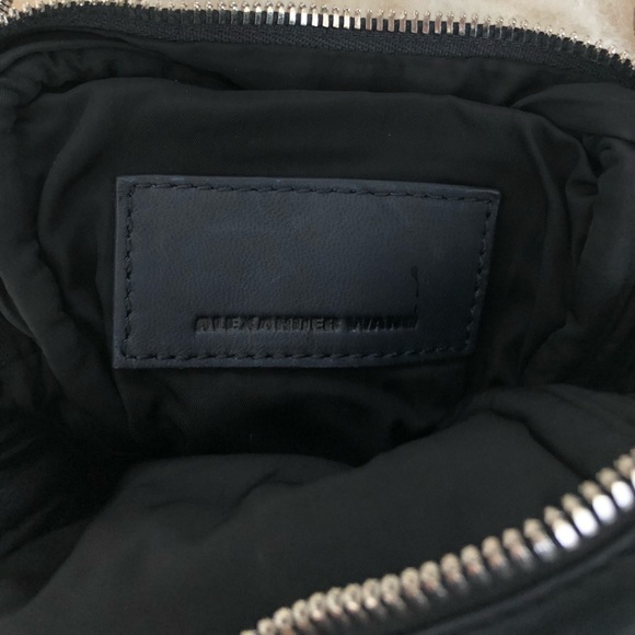 SOLD Alexander Wang Brenda camera bag New - Picture 2 of 3