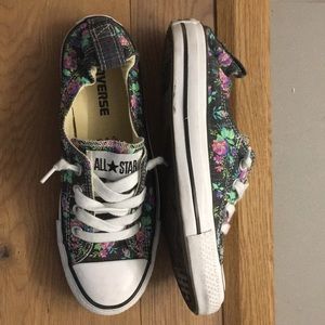 Floral printed Converse